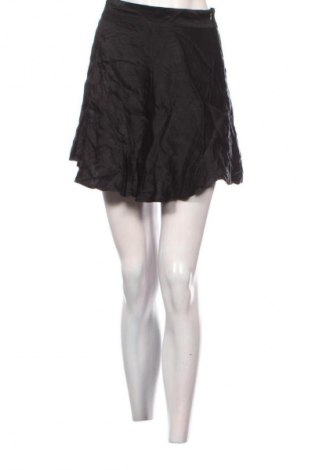 Szoknya Bershka, Méret S, Szín Fekete, Ár 3 509 Ft