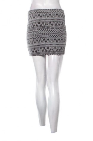 Szoknya Bershka, Méret M, Szín Sokszínű, Ár 3 910 Ft