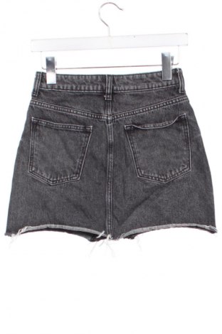 Rock Bershka, Größe XS, Farbe Grau, Preis 10,99 €