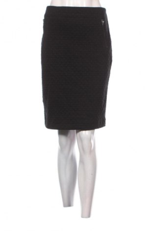 Пола Canda, Размер M, Цвят Черен, Цена 10,99 лв.