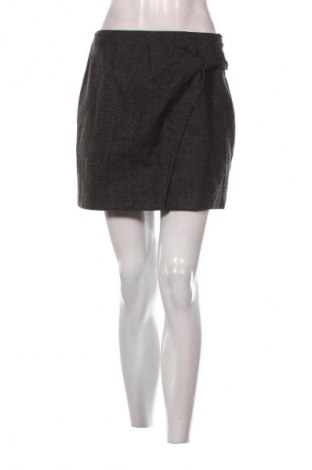 Пола Clockhouse, Размер M, Цвят Многоцветен, Цена 8,99 лв.