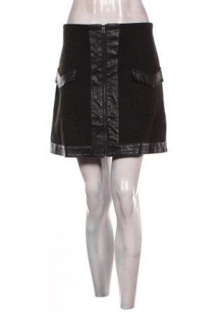 Szoknya Daphnea, Méret XL, Szín Fekete, Ár 3 099 Ft