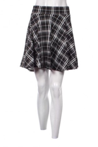 Пола Djt, Размер XXL, Цвят Многоцветен, Цена 19,00 лв.