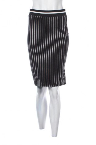 Пола Gina Tricot, Размер S, Цвят Многоцветен, Цена 7,99 лв.