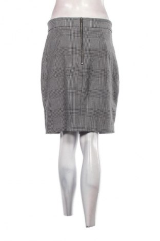 Sukně H&M, Velikost M, Barva Vícebarevné, Cena  139,00 Kč