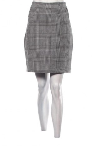 Sukně H&M, Velikost M, Barva Vícebarevné, Cena  139,00 Kč
