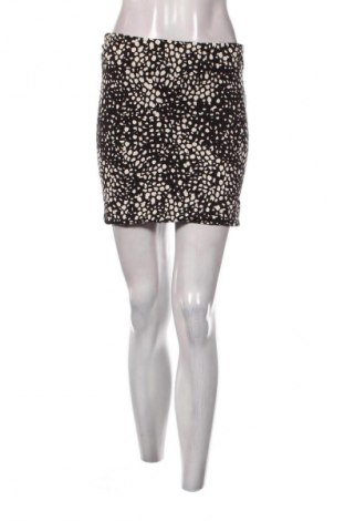 Пола H&M, Размер M, Цвят Многоцветен, Цена 8,99 лв.