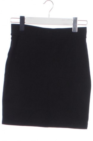 Пола H&M Divided, Размер XS, Цвят Черен, Цена 19,00 лв.