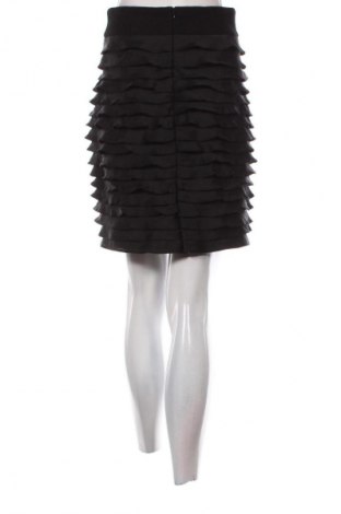 Пола In Wear, Размер M, Цвят Черен, Цена 55,10 лв.