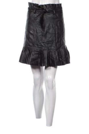 Пола New Look, Размер M, Цвят Черен, Цена 19,55 лв.