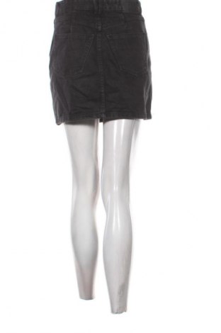 Fustă Pull&Bear, Mărime S, Culoare Negru, Preț 47,99 Lei