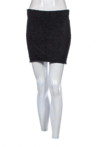 Rock Pull&Bear, Größe S, Farbe Schwarz, Preis € 9,99