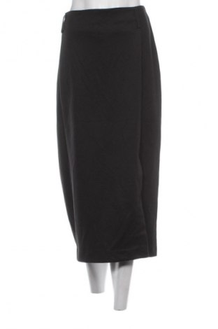 Sukně Reserved, Velikost L, Barva Černá, Cena  319,00 Kč