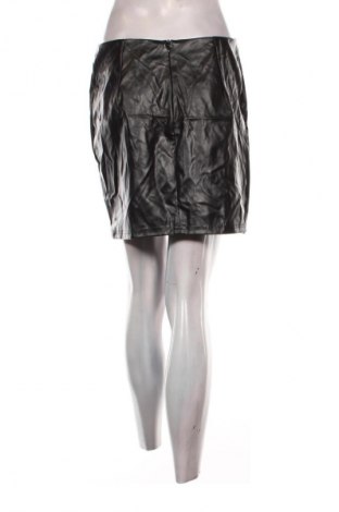 Пола SHEIN, Размер L, Цвят Черен, Цена 8,99 лв.