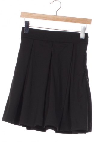 Пола SHEIN, Размер XS, Цвят Черен, Цена 19,00 лв.