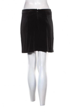 Szoknya Set, Méret S, Szín Fekete, Ár 23 039 Ft