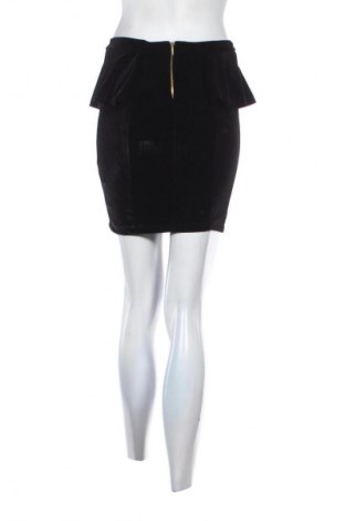 Sukně Stradivarius, Velikost M, Barva Černá, Cena  219,00 Kč