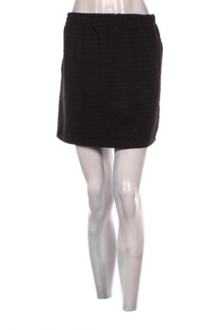 Пола Unbranded, Размер L, Цвят Черен, Цена 10,99 лв.