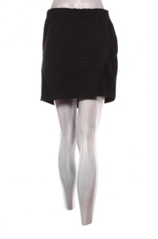 Пола Unbranded, Размер L, Цвят Черен, Цена 10,99 лв.