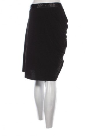 Пола Unbranded, Размер S, Цвят Черен, Цена 19,00 лв.