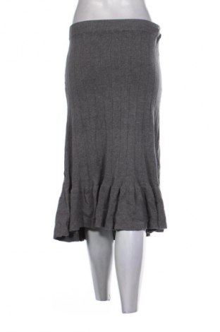 Пола Unbranded, Размер S, Цвят Сив, Цена 42,94 лв.