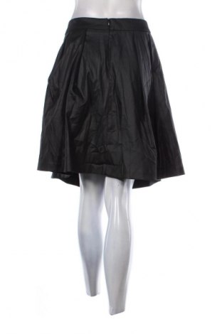 Sukně United Colors Of Benetton, Velikost L, Barva Černá, Cena  219,00 Kč