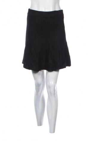 Szoknya VILA, Méret M, Szín Fekete, Ár 2 449 Ft