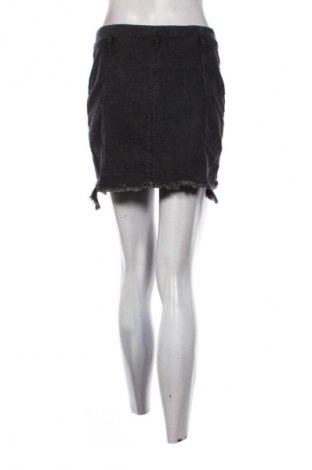 Пола Zara, Размер M, Цвят Черен, Цена 13,99 лв.