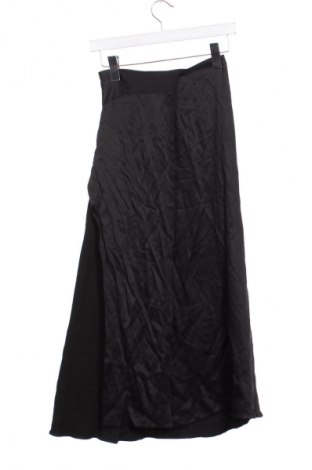 Пола Zara, Размер XXS, Цвят Черен, Цена 27,00 лв.