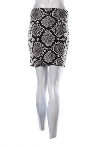 Sukně Zara, Velikost S, Barva Vícebarevné, Cena  199,00 Kč