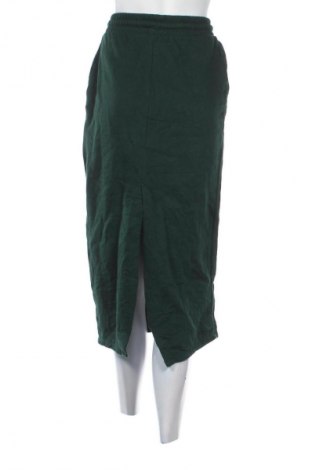 Пола Zara, Размер S, Цвят Зелен, Цена 21,99 лв.