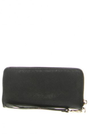 Портмоне Michael Kors, Цвят Черен, Цена 157,81 лв.