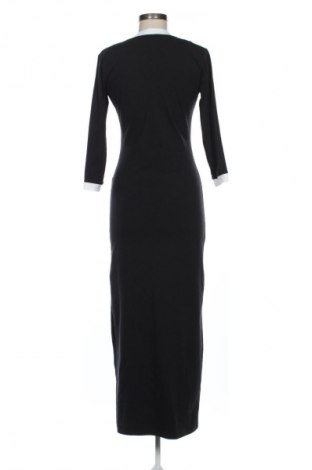 Рокля Adidas Originals, Размер M, Цвят Черен, Цена 82,00 лв.