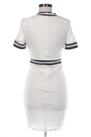 Рокля Amisu, Размер S, Цвят Екрю, Цена 39,15 лв.