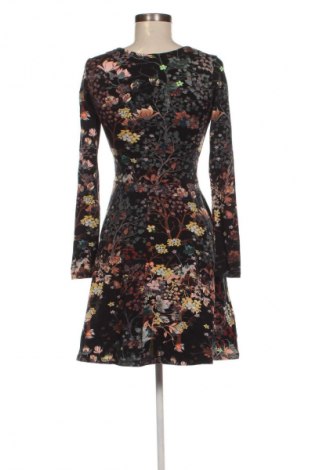 Šaty  Aniston, Velikost XS, Barva Vícebarevné, Cena  359,00 Kč