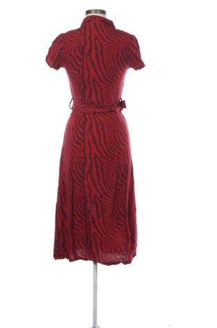 Kleid Avon, Größe M, Farbe Rot, Preis 24,55 €
