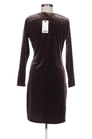 Kleid B.Young, Größe M, Farbe Braun, Preis 65,60 €