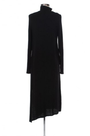 Šaty  BCBG Max Azria, Velikost M, Barva Černá, Cena  3 519,00 Kč