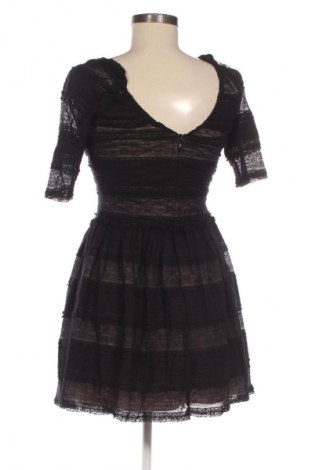 Šaty  BCBG Max Azria, Velikost S, Barva Vícebarevné, Cena  1 203,00 Kč