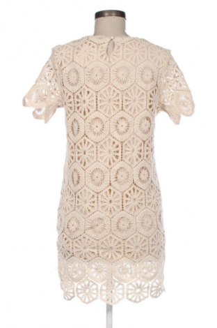 Рокля BSL, Размер M, Цвят Бежов, Цена 108,00 лв.