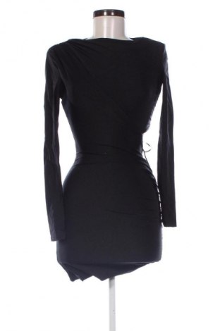 Kleid Bershka, Größe M, Farbe Schwarz, Preis 30,99 €