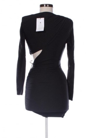 Kleid Bershka, Größe M, Farbe Schwarz, Preis 30,99 €