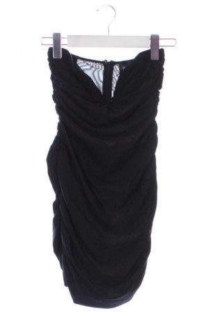 Рокля Bershka, Размер S, Цвят Черен, Цена 39,14 лв.