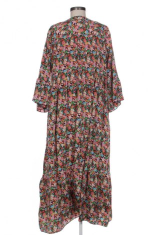 Kleid Black Colour, Größe L, Farbe Mehrfarbig, Preis € 25,00