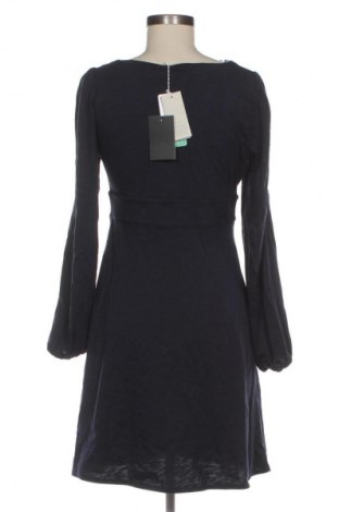 Рокля Boden, Размер M, Цвят Син, Цена 189,99 лв.