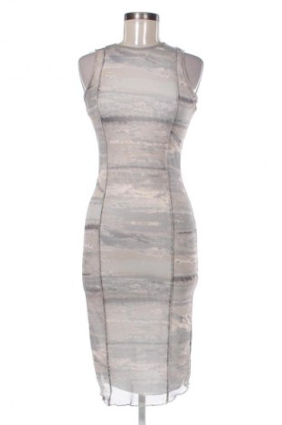 Sukienka Boohoo, Rozmiar M, Kolor Kolorowy, Cena 114,94 zł