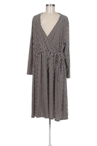 Kleid C&A, Größe XXL, Farbe Mehrfarbig, Preis 17,99 €