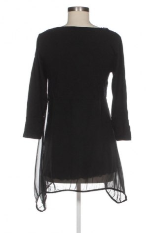 Ruha Carla Ferroni, Méret L, Szín Fekete, Ár 20 366 Ft