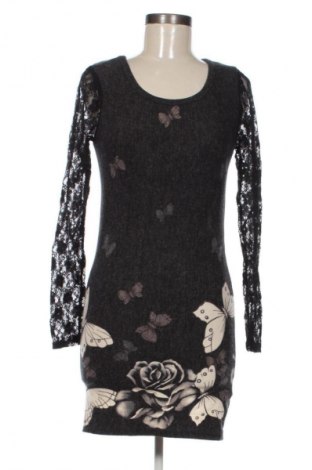 Šaty  Club L, Velikost M, Barva Vícebarevné, Cena  459,00 Kč