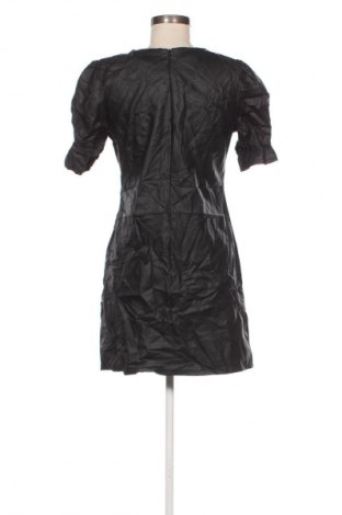 Ruha Colloseum, Méret M, Szín Fekete, Ár 6 789 Ft